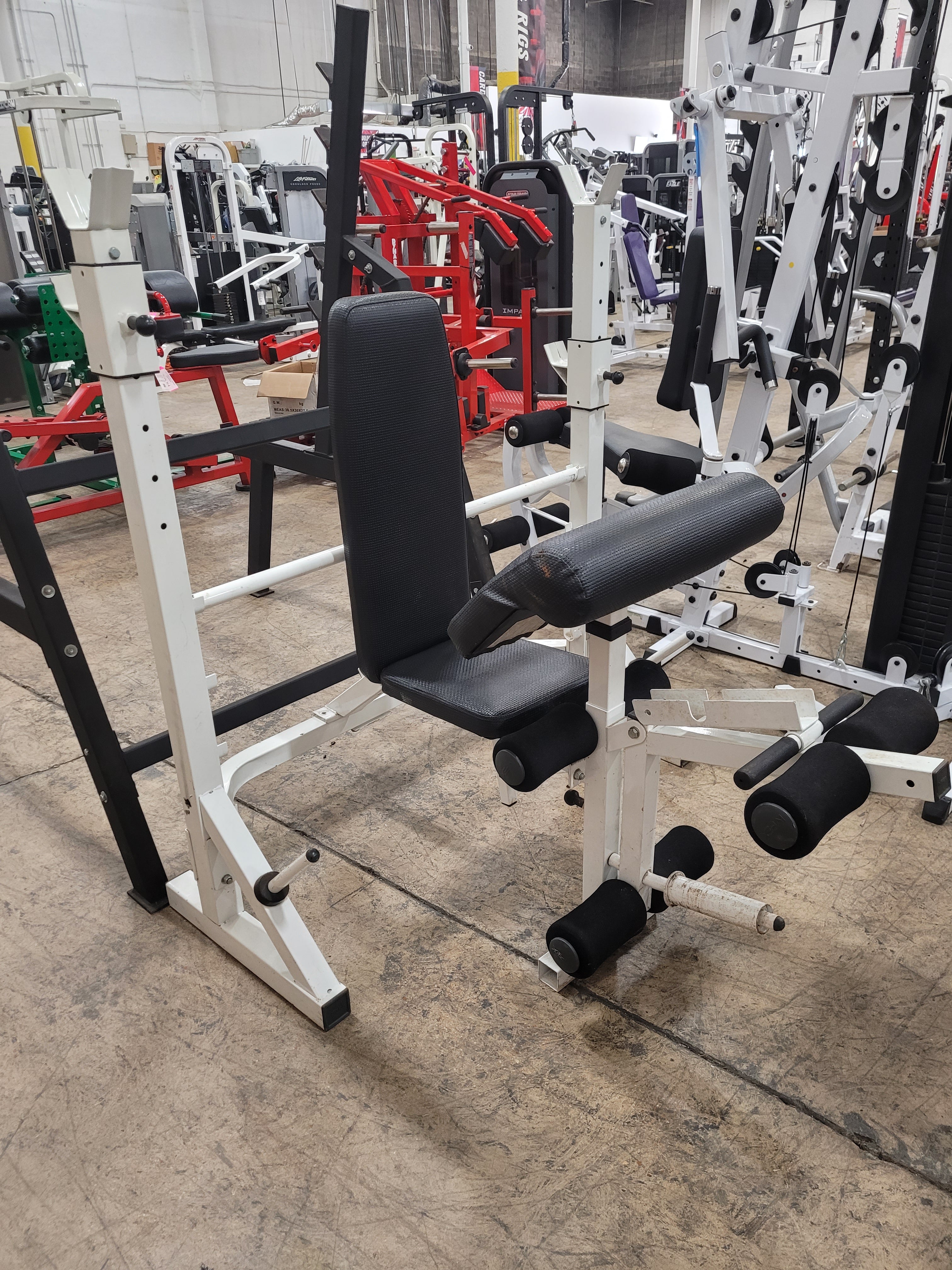 Show Me Weights, Adjustable Bench with Uprights, Preacher Curl and Leg Ext Attachments - Used