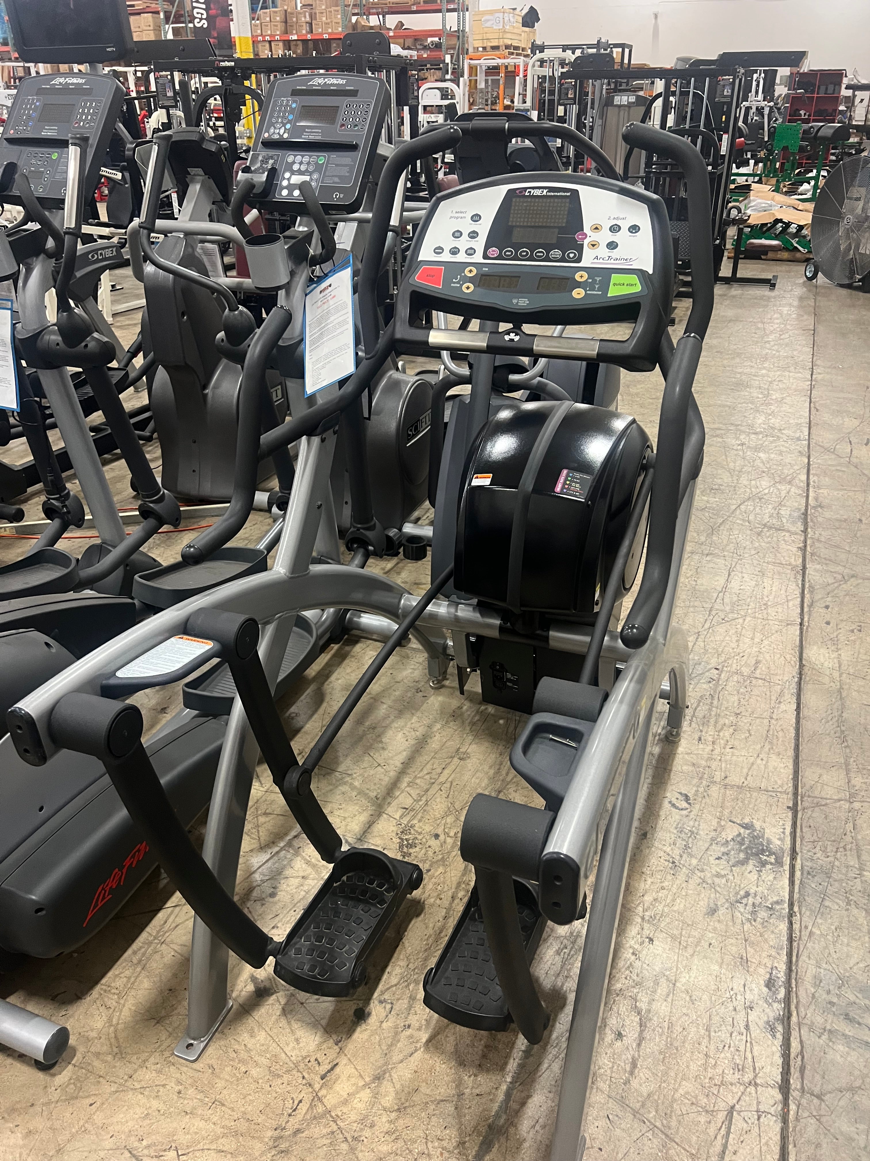 Cybex, Cybex 600A Arc Trainer - USED